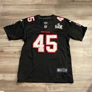 Devin white Tampa bay Bucs jersey. Black edition size M